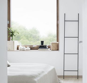 scandinavian white bedroom