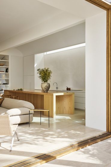 How To Achieve The Luxury Minimal Design [9 Ideas]