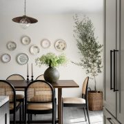 Decorative plates on walls