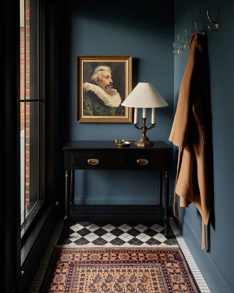 9 Welcoming Tiled Entryway Statement Floor Ideas That Will Impress