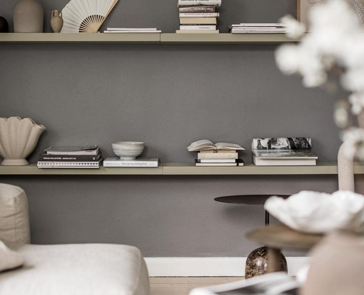 Style with open books