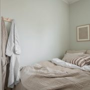 Spring minimal bedroom idea wall color